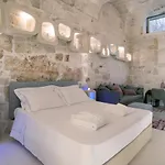 Palazzo Vico Bianco Raro Homes Collection