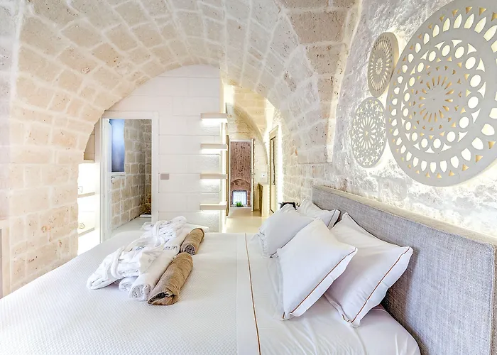 Palazzo Vico Bianco Raro Homes Collection 2*
