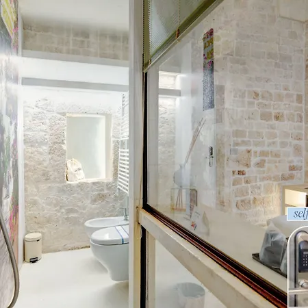 Palazzo Vico Bianco Raro Homes Collection 2*